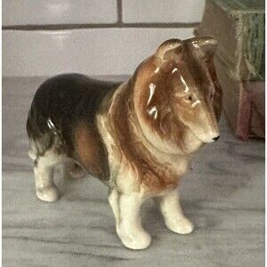 Vintage Hand Painted Porcelain Dog Collie Ceramic Porcelain Sheltie 4" Long